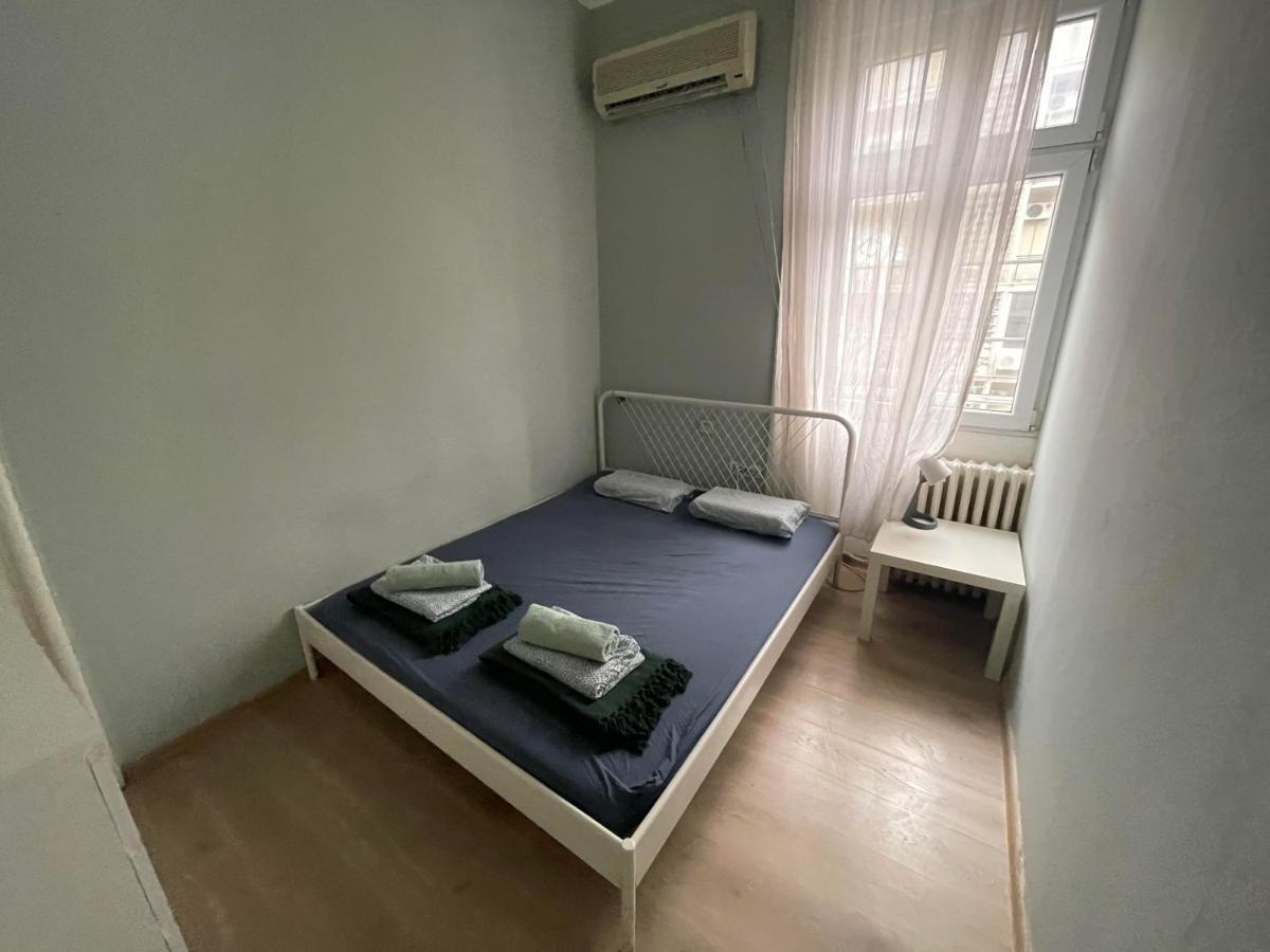 Habitat Hostel Белград Экстерьер фото