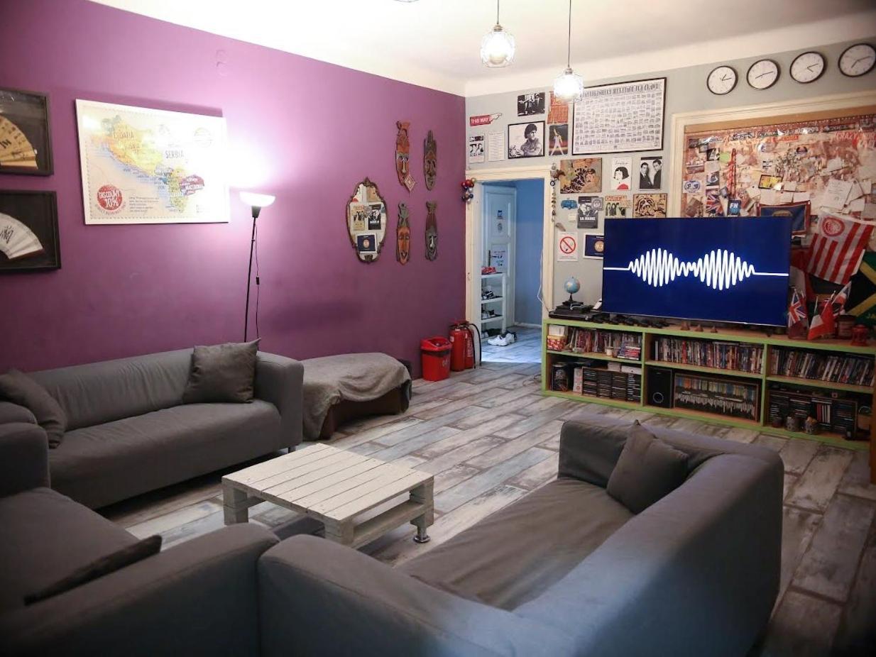 Habitat Hostel Белград Экстерьер фото