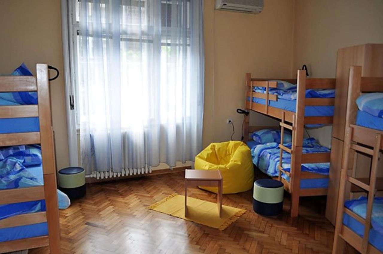 Habitat Hostel Белград Экстерьер фото